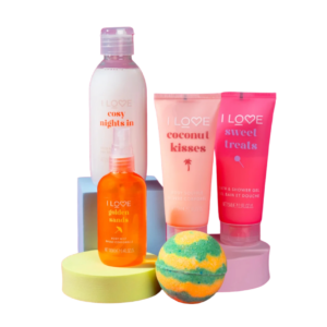 all of you set i love: coconut kisses, hydrating, body lotion, 75 ml + pina colada , bath bomb, 120 g + golden sands, refreshing, body spray, 100 ml + sweet treats, hydrating, shower gel, for all skin types, 75 ml + cosy night's, hydrating, shower gel, for all skin types, 250 ml