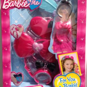 barbie by mattel, glamtastic, set di gioco di accessori per bambole, barbie e me, per ragazze, 3+ anni