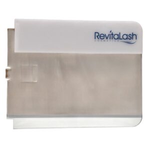 revitalash, visual, display in plastica